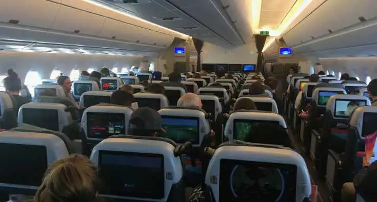 How to Prepare for a Long Flight